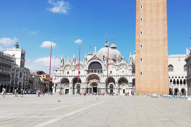 VENICE in 1 Day WOW Tour: city walk, Murano, Burano with lunch! - One day, two views of Venice