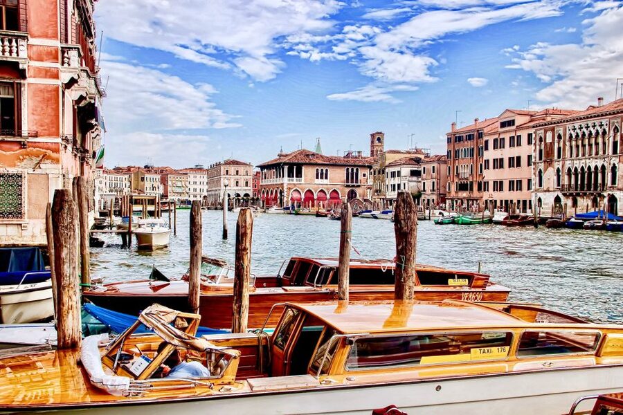 Venice in a Day: City Sightseeing Tour by Land & Water - A 30-minute gondola ride on the Grand Canal