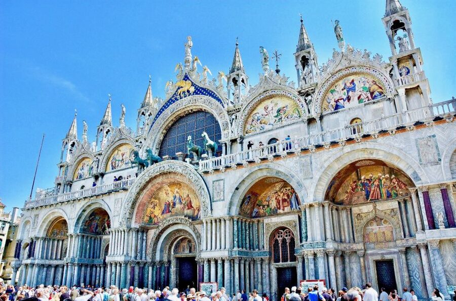 Venice in a Day: City Sightseeing Tour by Land & Water - Who should book this tour
