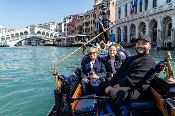 Venice in A Day: St Mark's Basilica, Doge's Palace & Gondola Ride - Starting at St. Mark’s Square at 9:30
