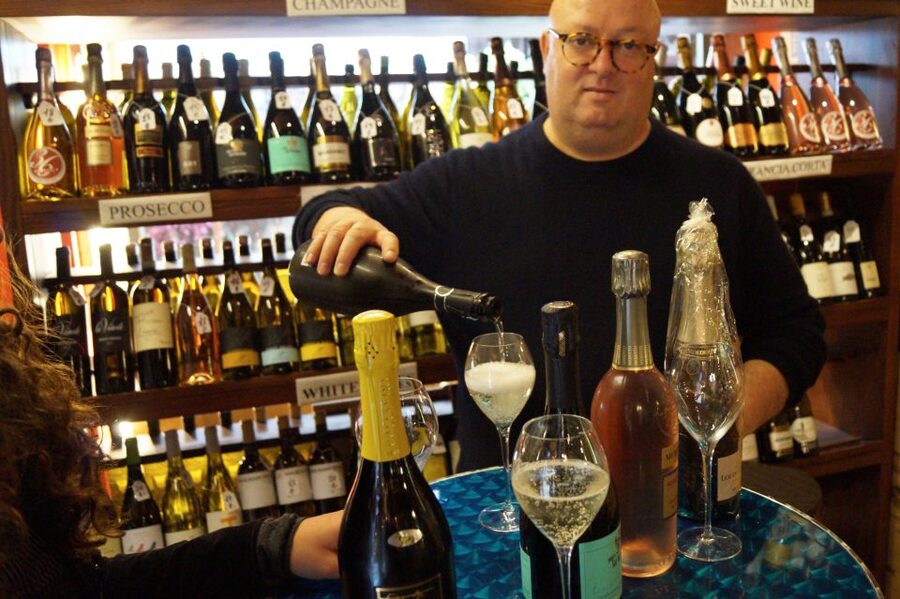 Venice: Italian Prosecco or Red Wine Tasting Expereince - Is $55.80 a fair price?