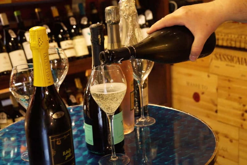 Venice: Italian Prosecco or Red Wine Tasting Expereince - Practical tips for a smoother visit