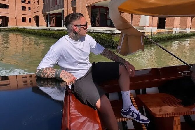 Venice Lagoon Tour with Historic Venetian Boat - Why this boat ride shows Venice in a different light