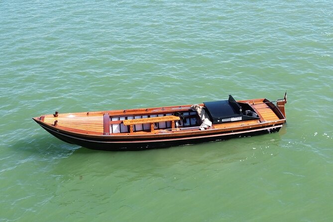Venice Lagoon Tour with Historic Venetian Boat - The historic boat is part of the experience