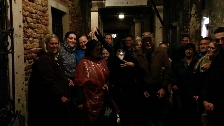 Venice: Legends, Anecdotes and Ghost Stories Walking Tour - Riva del Carbon and Palazzo Cavalli