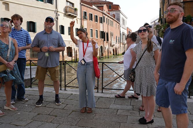 Venice Like a Local: Food, Wine & Spritz Tour with Traghetto Ride - Dessert in Campo San Bartolomeo