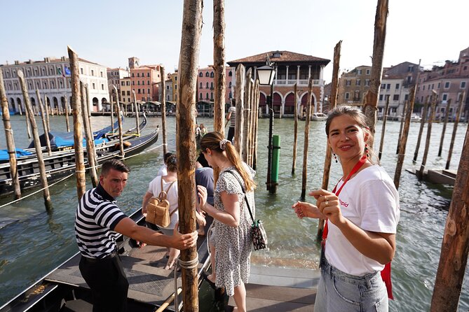 Venice Like a Local: Food, Wine & Spritz Tour with Traghetto Ride - Dietary needs, timing, and practical limits