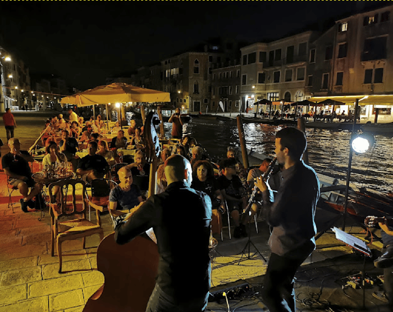 Venice: Live Concert with Dinner or Aperitif at LL JAZZ Club - The music is the safest part of the booking