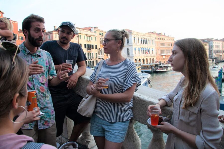 Venice: Local Secrets of Venice Tapas & Wine Walking Tour - Starting at Enoteca Al Volto