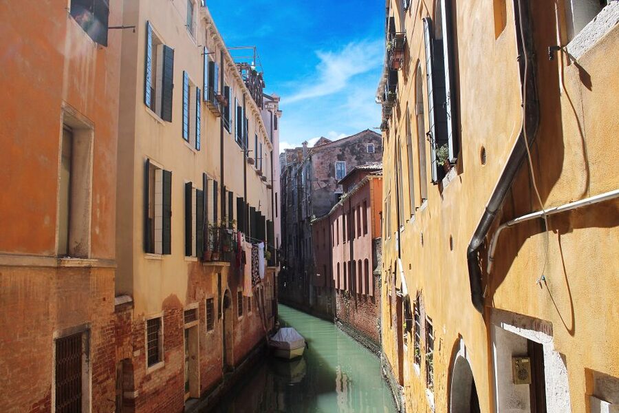 Venice: Morning Walking Tour - Teatro Malibran and Venice away from the postcard route