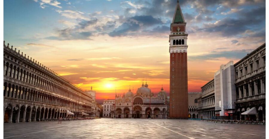 Venice: Morning Walking Tour with Local Guide - Venice Before the City Gets Loud