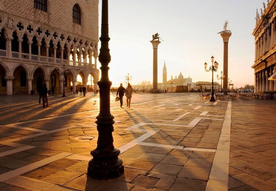 Venice, Murano, and Burano Excursion from Jesolo - Small details that can make the day easier