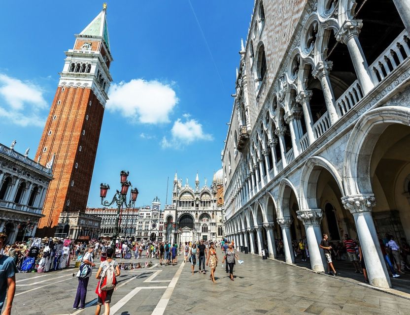 Venice, Murano, and Burano Excursion from Jesolo - Starting at Punta Sabbioni and finding the right boat