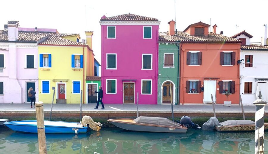 Venice: Murano and Burano Half-Day Boat Tour - Crossing to Burano by shuttle boat