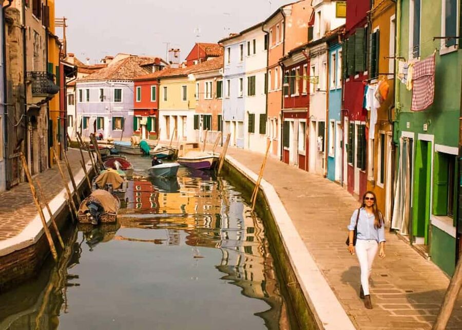 Venice: Murano, Burano, and Torcello Boat Tour - Burano: bright houses, lace, and a little breathing room
