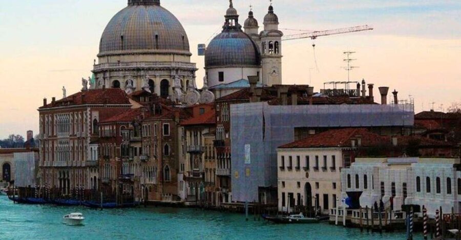 Venice: Must-See Attractions Walking Tour - A private way to get your bearings in Venice