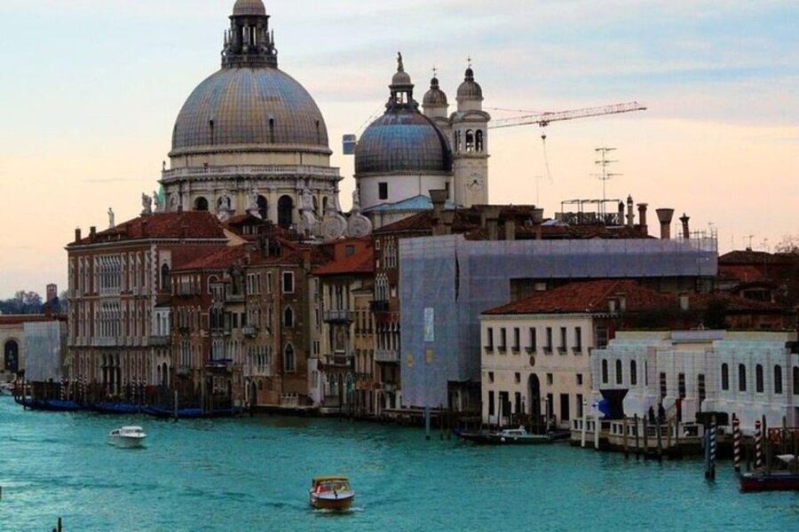 Venice: Must-See Attractions Walking Tour - Frari and Campo San Bortolomio