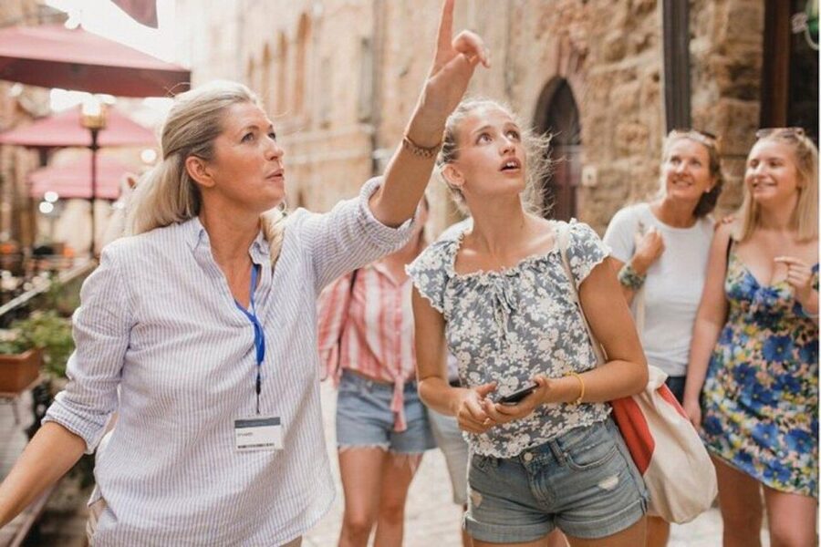 Venice: Must-See Attractions Walking Tour - Rialto Bridge and the market district