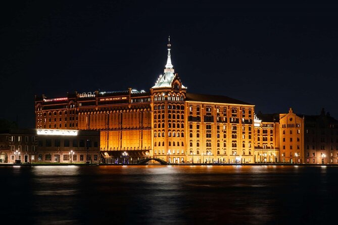 Venice Night Boat Tour from Zattere - Why Venice is best seen from the water at night