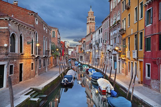 Venice Off the Beaten Path: Private Tour in Venice with a Local - Art, movies, and Venice’s unusual buildings