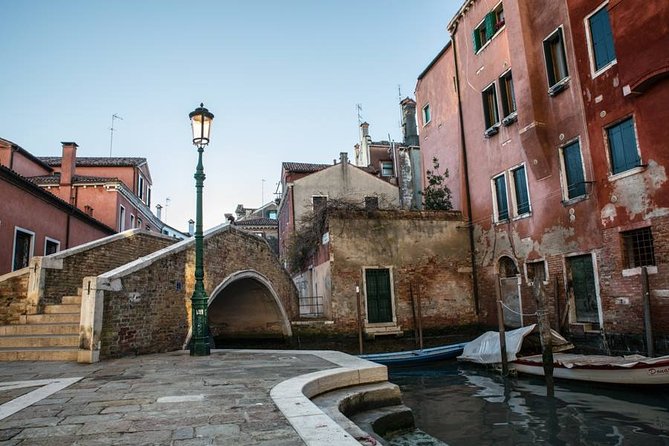 Venice Off the Beaten Path: Private Tour in Venice with a Local - How the private format affects the experience
