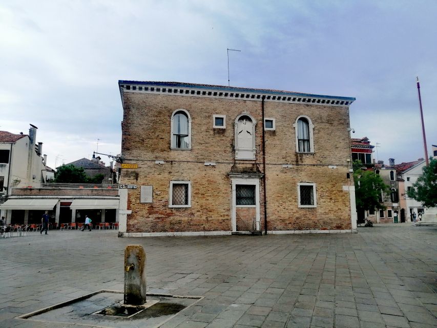 Venice: Off the Beaten Path Walking Tour - What Valerio adds to the experience