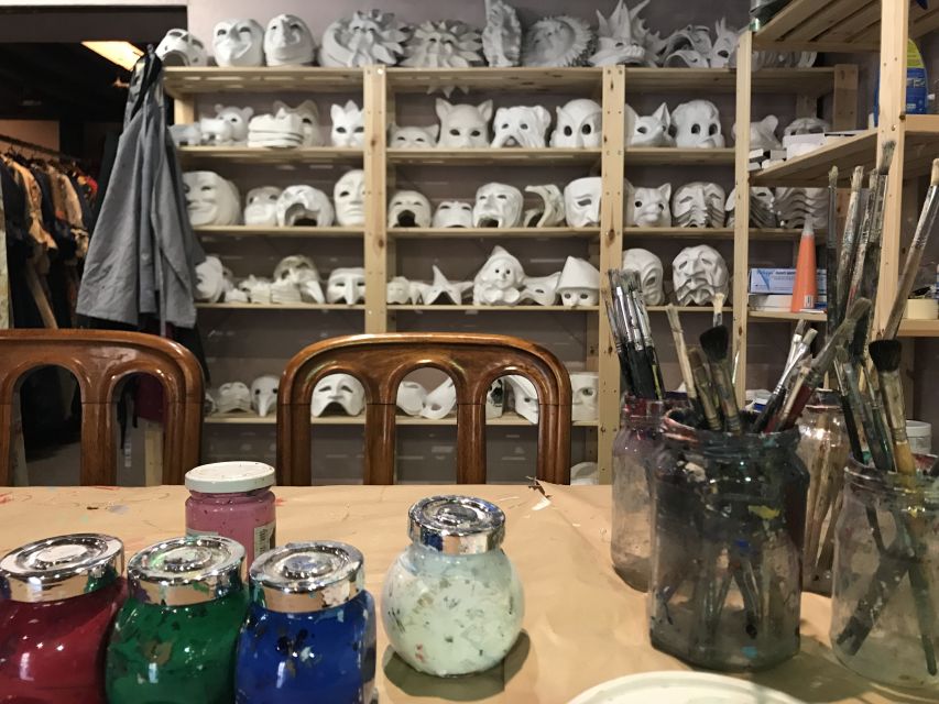 Venice: Paint your own Venetian Mask Workshop - Painting Techniques with a Patient Instructor