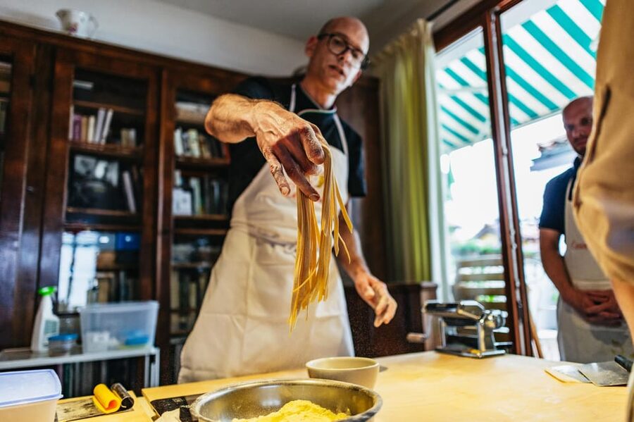 Venice: Pasta and Tiramisu Cooking Class at a Local's Home - Practical booking advice for Venice