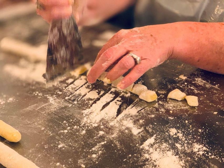 Venice: Pasta and Tiramisu Cooking Class with Wine - Ravioli brings the most hands-on fun