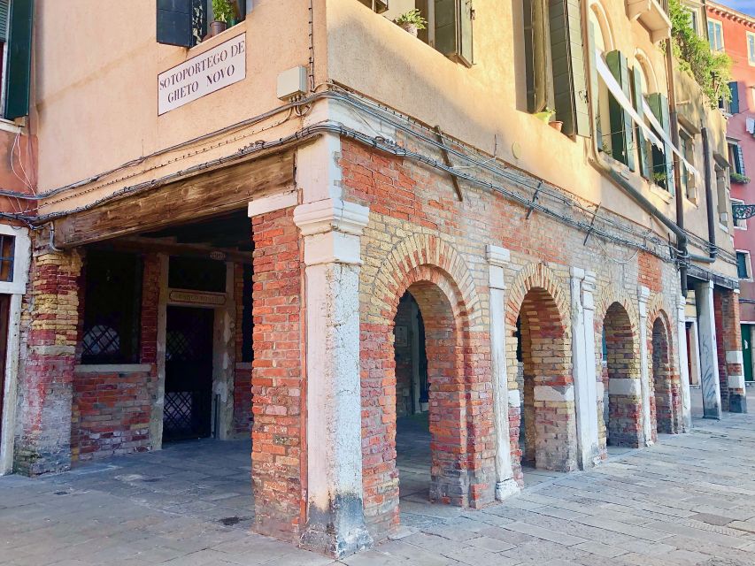 Venice: Private Cannaregio and Jewish Quarter Tour - Crossing into Venice’s Jewish Ghetto