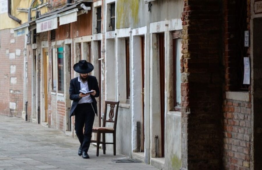 Venice: Private Cannaregio and Jewish Quarter Tour - What the $150.10 price means