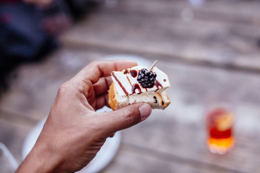 Venice: Private Evening Tour w/ Drinks & Bites in Cannaregio - Should you book this Venice evening tour?