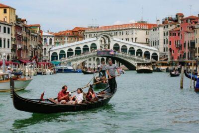 Private Gondola Cruise for up to 5 Passengers