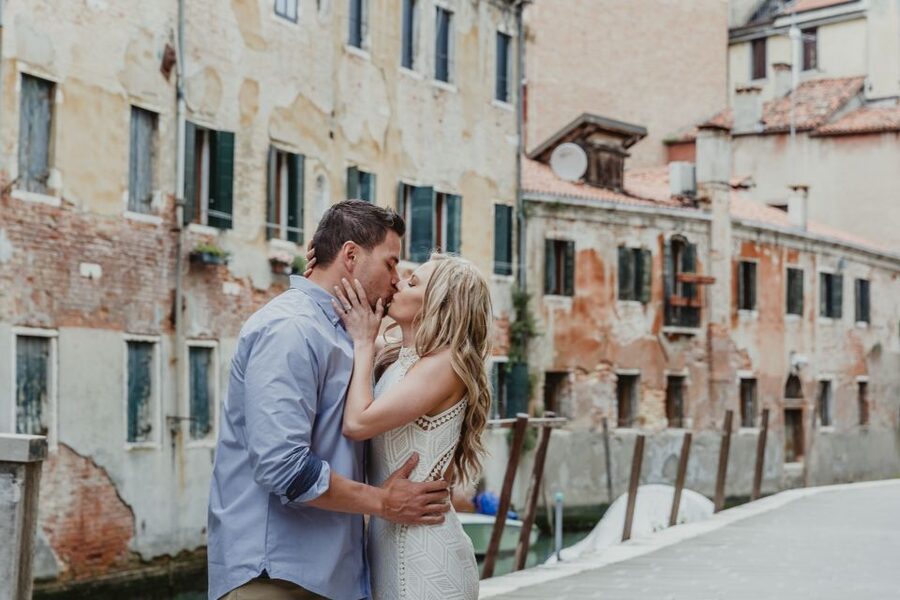 Venice: Private Gondola Ride with Photo Shoot - Is $832.24 good value for your group?