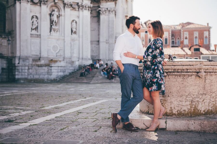 Venice: Private Gondola Ride with Professional Photographer - Clothing, footwear, and comfort