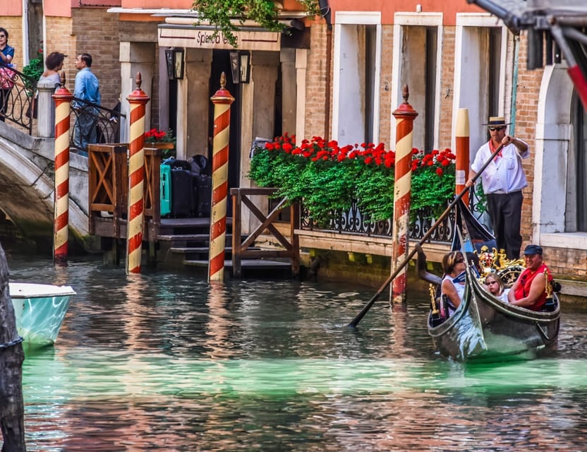 Venice: Private Grand Canal Gondola Ride from Rialto - Who will enjoy this ride most?