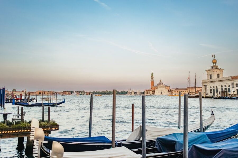 Venice: Private Tour with a Local Guide - Famous Venice sights, on your terms