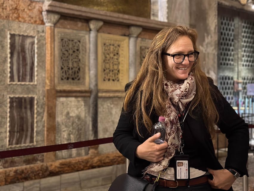 Venice: Private Tour with Doge's Palace, St. Mark's, Gondola - Doge’s Palace and the machinery of Venetian power