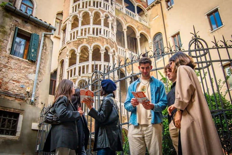 Venice: Private Walking Tour with Optional Gondola Ride - Rialto Bridge and the Grand Canal