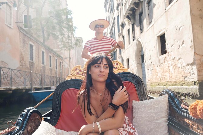 Venice Professional Photoshoot (up to 6 people included) - Key points to know before booking
