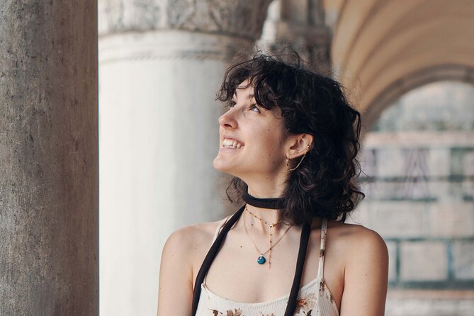 Venice Professional Photoshoot (up to 6 people included) - Choosing between 30 and 90 minutes