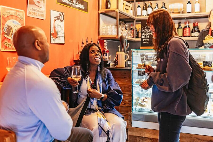 Venice: Rialto Market Food and Wine Lunchtime Tour - Key points to know before booking