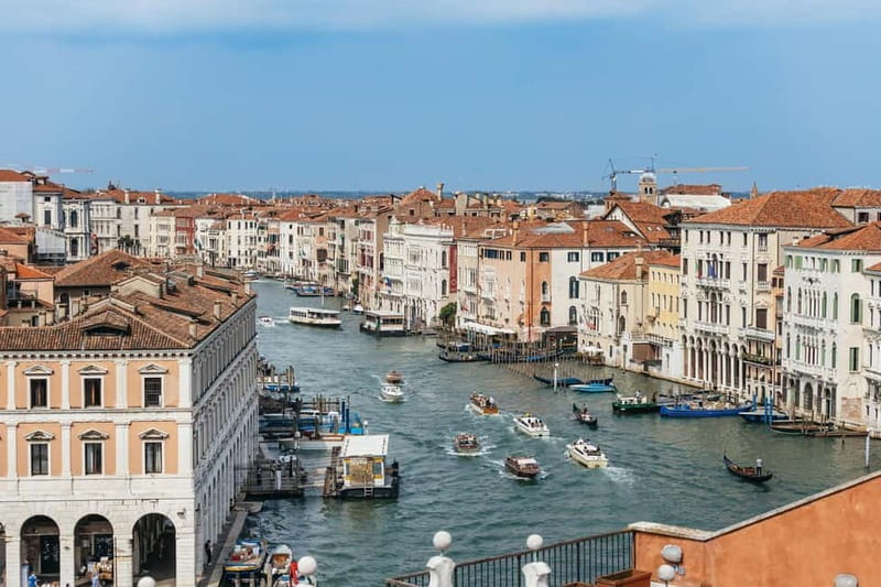 Venice: Rooftop Terraces Tour with Prosecco - Weather, clothing, and timing