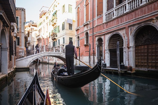 Venice's Icons: Basilica, Doge Palace, Rialto & Optional Gondola - Why the skip-the-line tickets matter