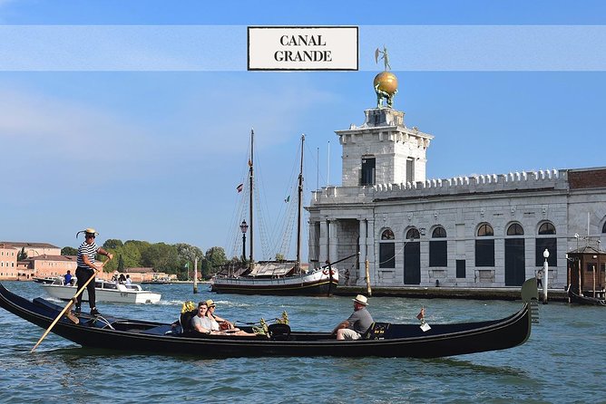 Venice's Icons: Basilica, Doge Palace, Rialto & Optional Gondola - Guide changes and meeting-point discipline