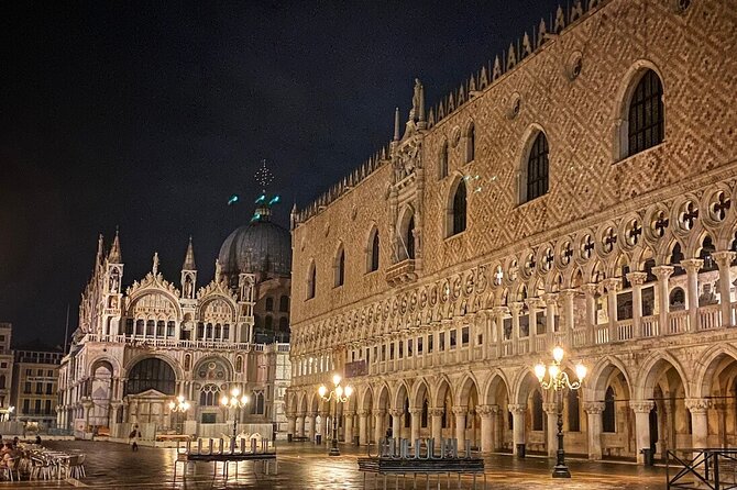 Venice- Saint Mark's Basilica Exclusive Night Tour - Is the crypt included?