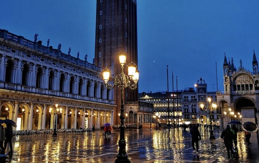 Venice: Saint Mark's Basilica Private Tour at Night - Starting at the Correr Museum and Piazza San Marco