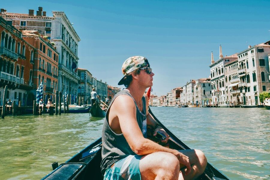 Venice: Shared Gondola Ride through the Lagoon City - Key points to know before booking