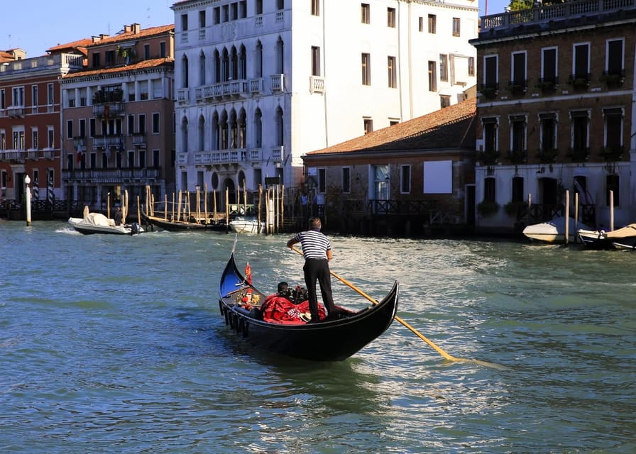 Venice: Shared Gondola Through breathtaking Bridge of Sighs - Doge’s Palace from the water