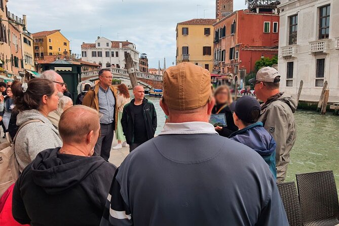 Venice Sightseeing Small Group Walking Tour with a Local Guide - Starting in Dorsoduro at Campo San Pantalon